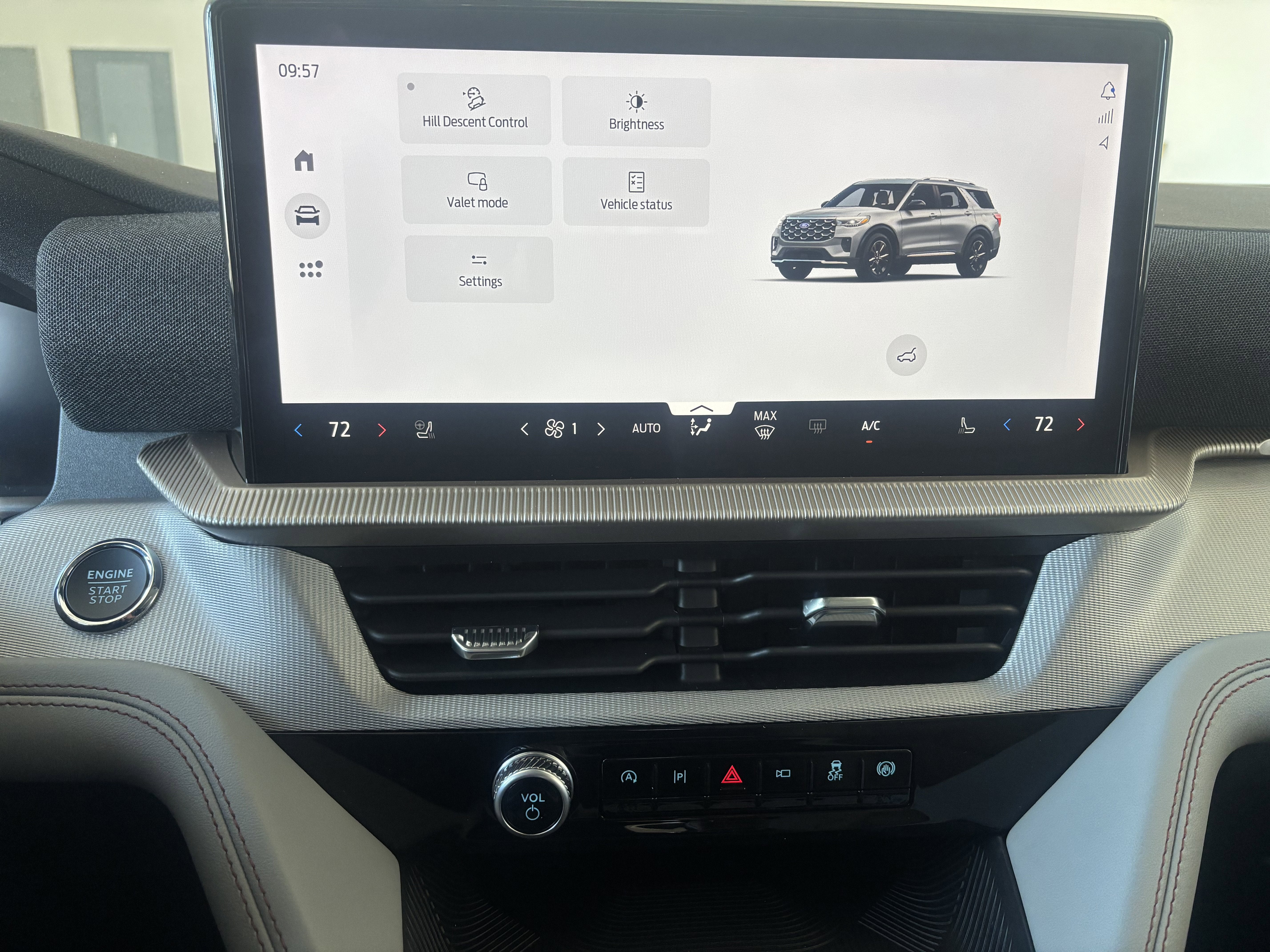 2026 Ford Explorer Active w/200A Pkg