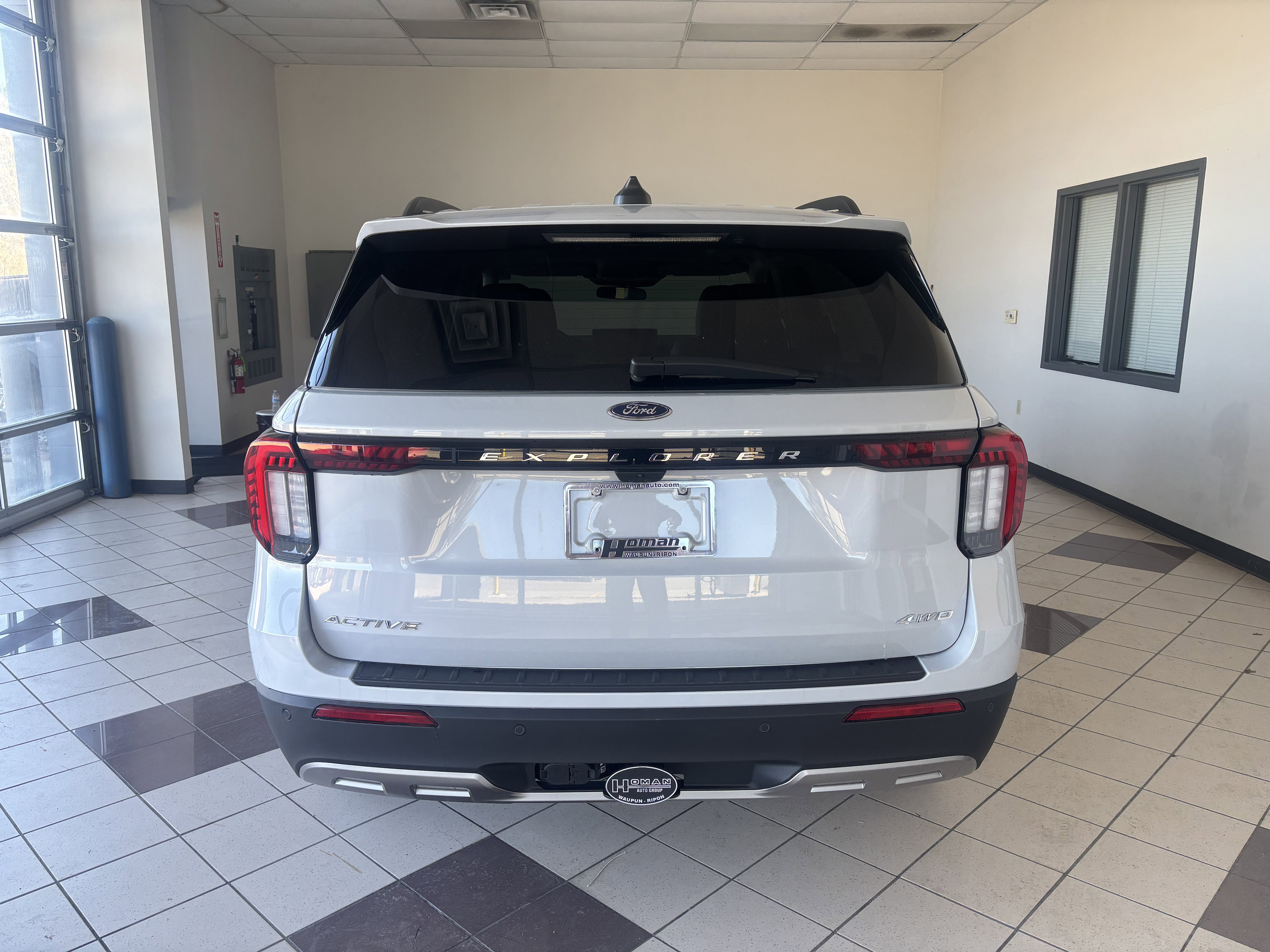 2026 Ford Explorer Active w/200A Pkg