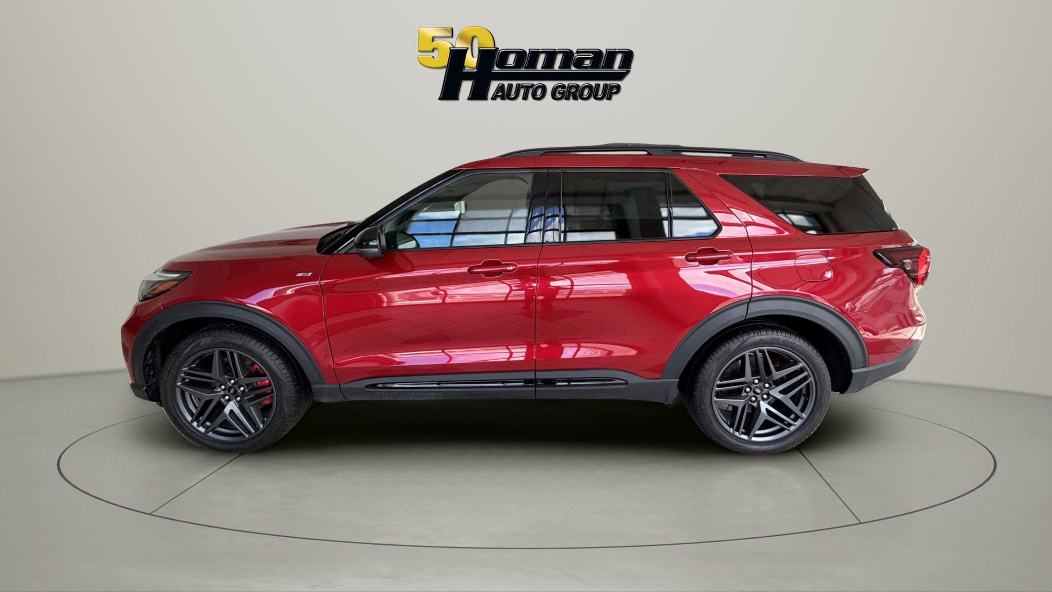 2025 Ford Explorer ST-Line