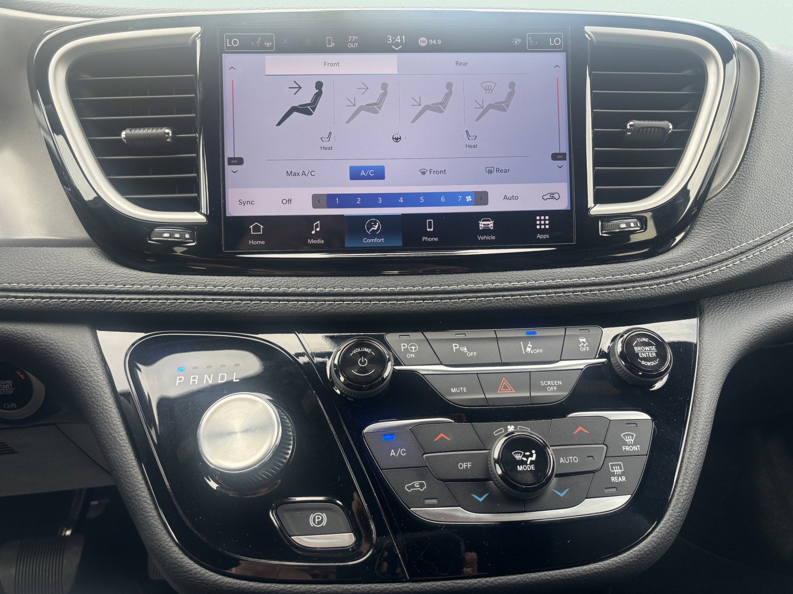 2025 Chrysler Pacifica Hybrid Select