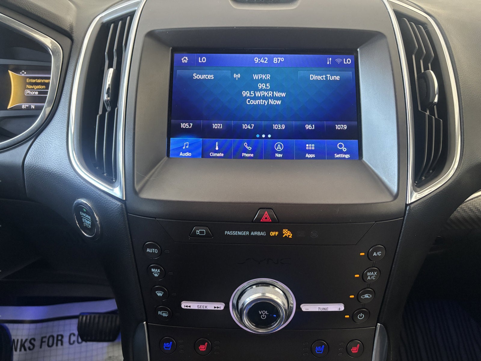 2020 Ford Edge Titanium