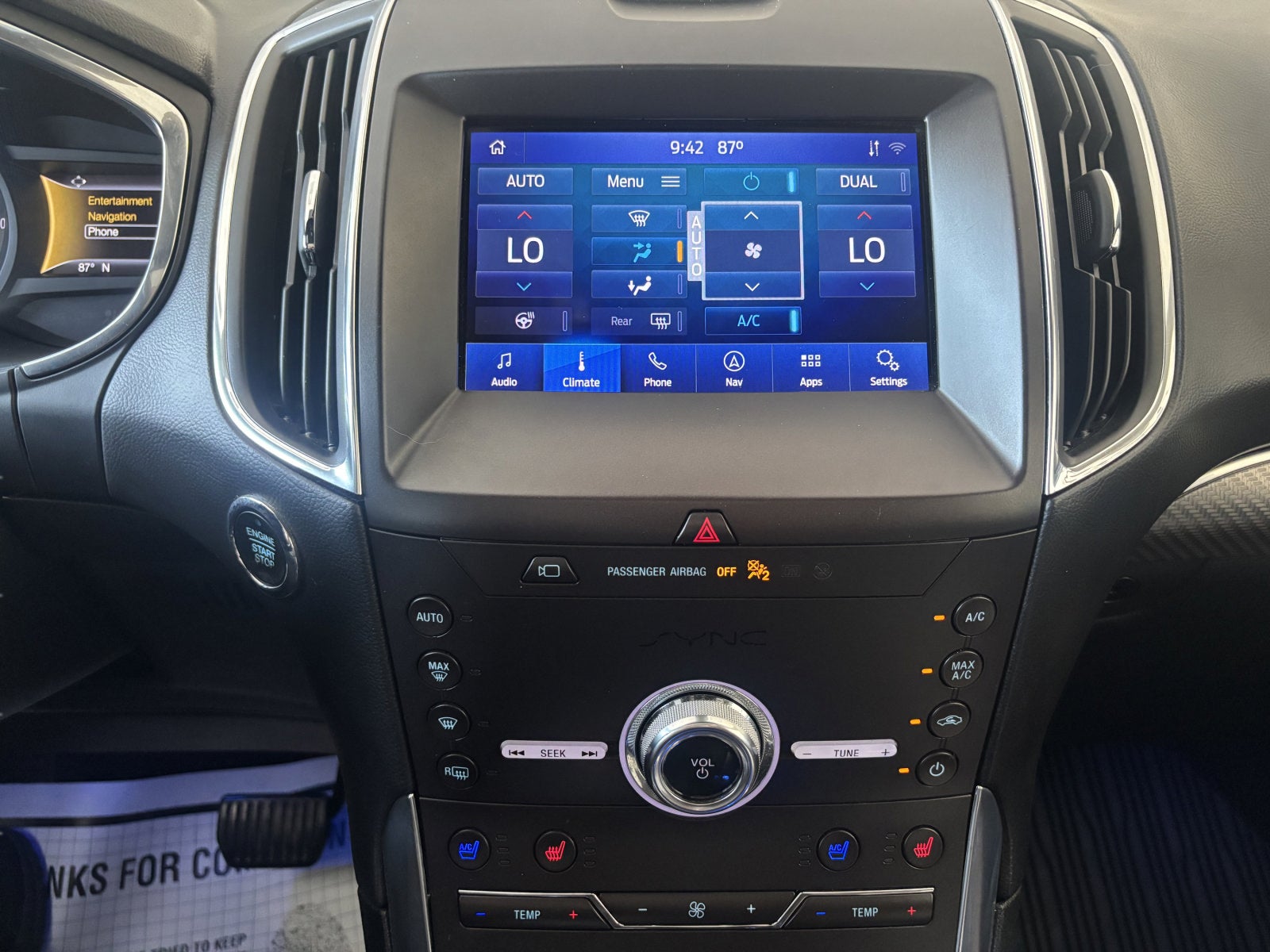 2020 Ford Edge Titanium