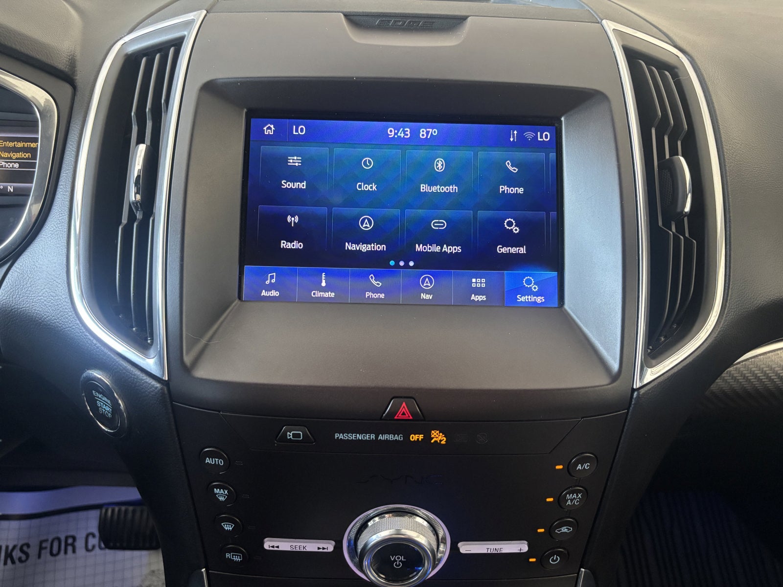2020 Ford Edge Titanium