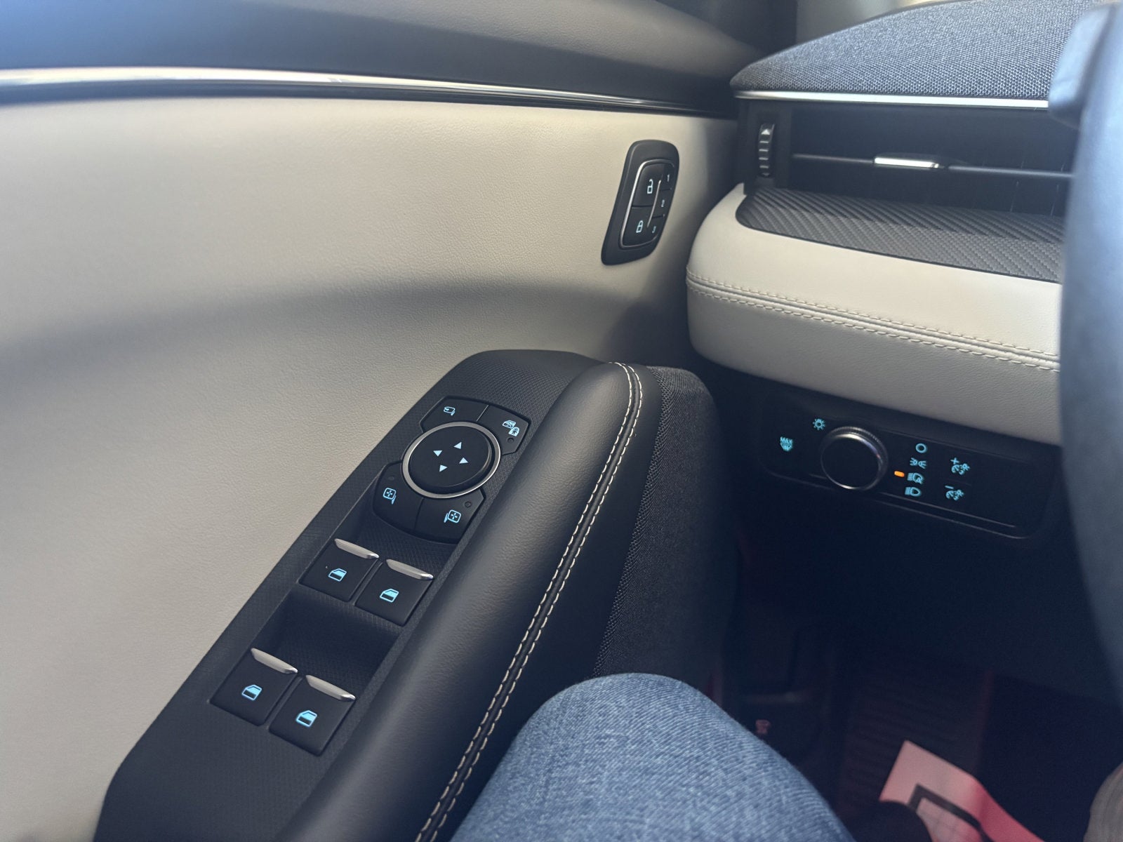2021 Ford Mustang Mach-E Premium