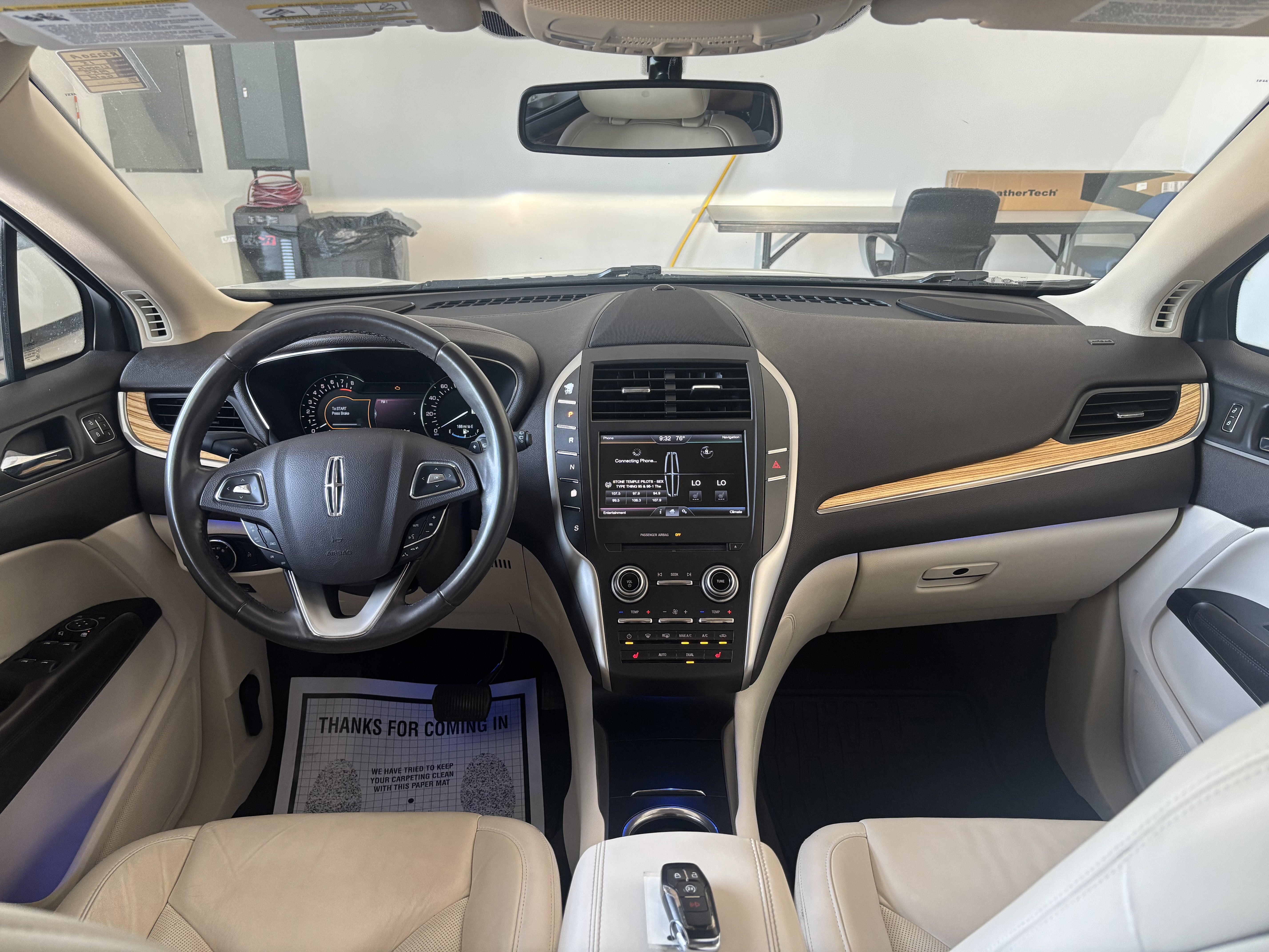 2015 Lincoln MKC BASE