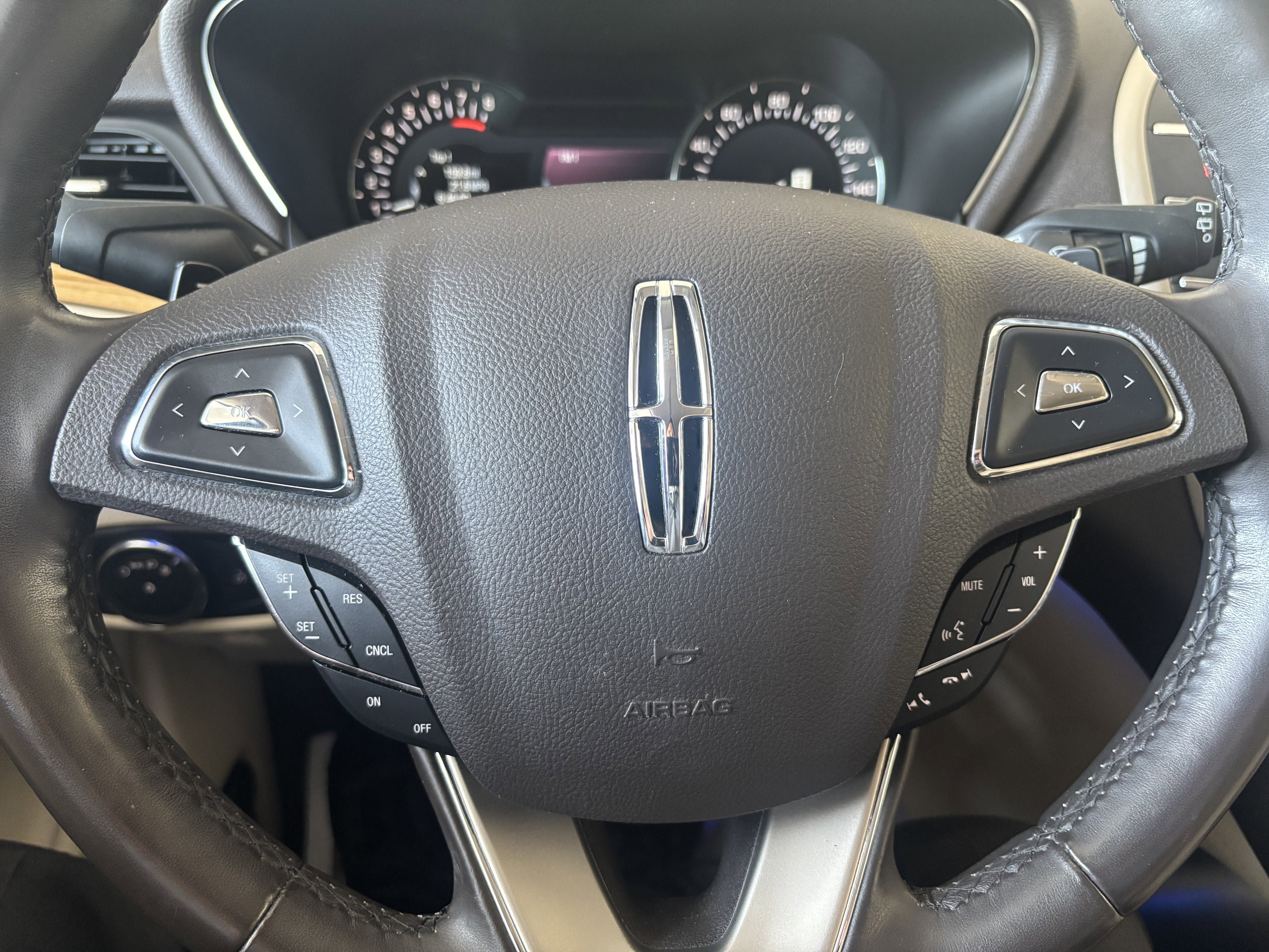 2015 Lincoln MKC BASE