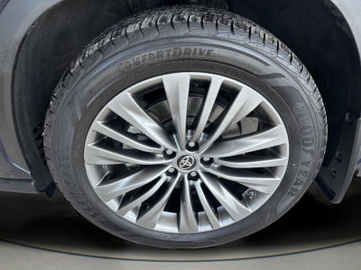 2020 Toyota Highlander Platinum