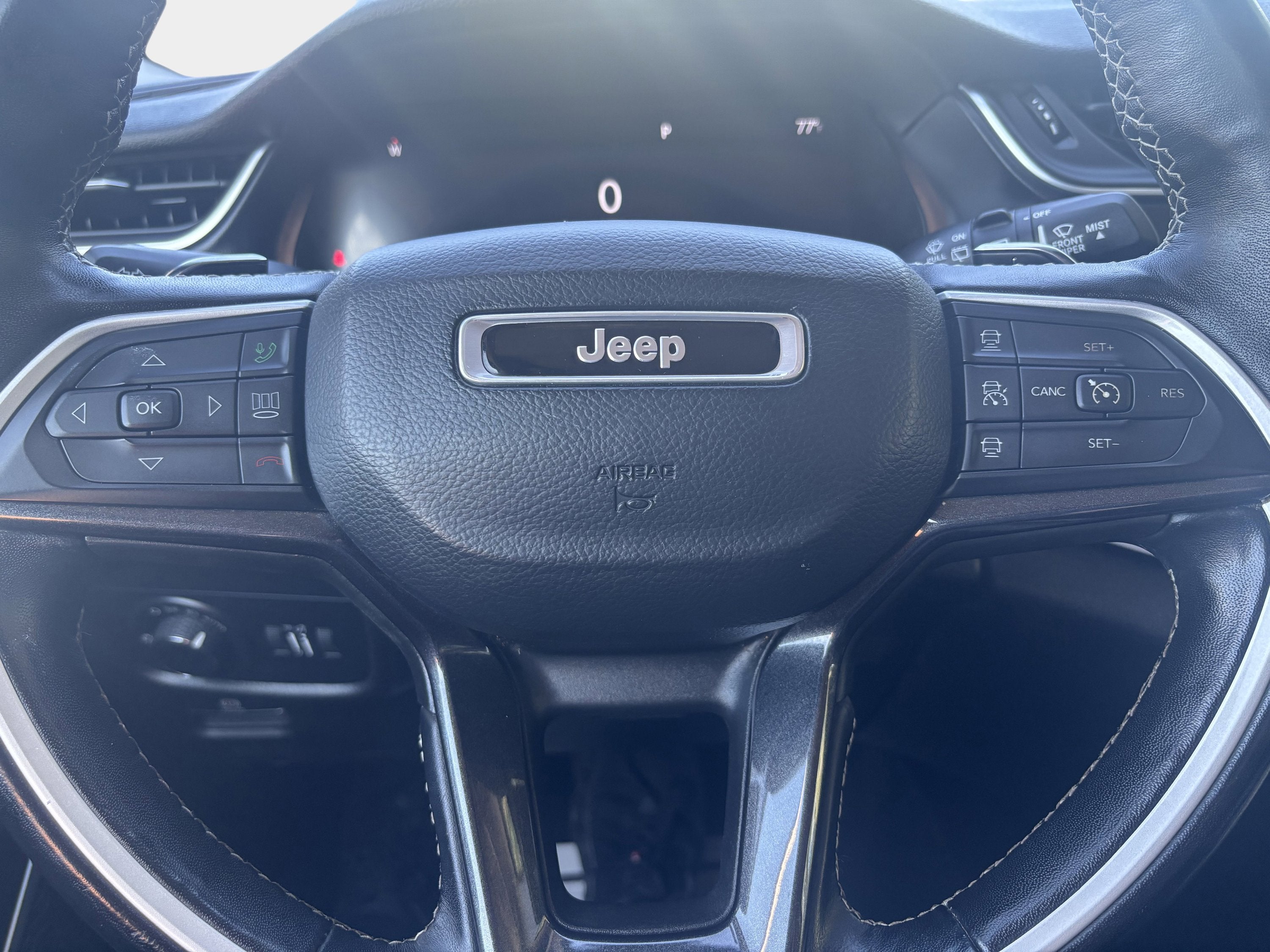 2022 Jeep Grand Cherokee Laredo