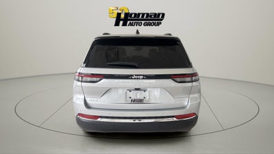 2026 Jeep Grand Cherokee Laredo Altitude