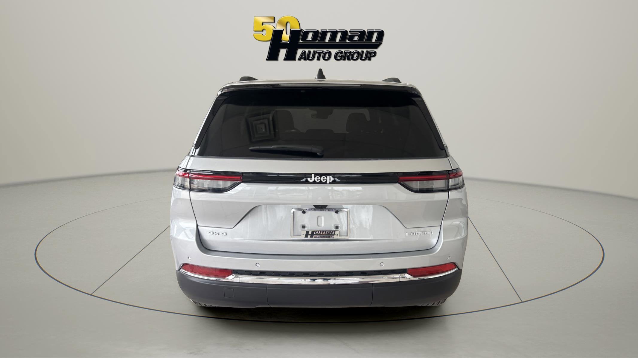 2026 Jeep Grand Cherokee Laredo Altitude