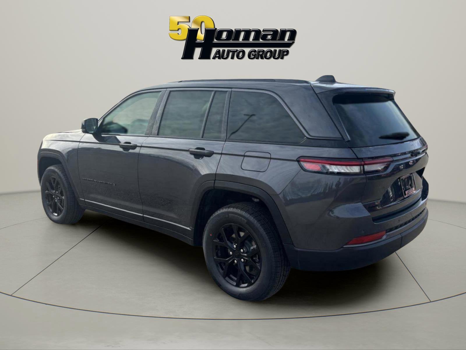 2026 Jeep Grand Cherokee Laredo Altitude