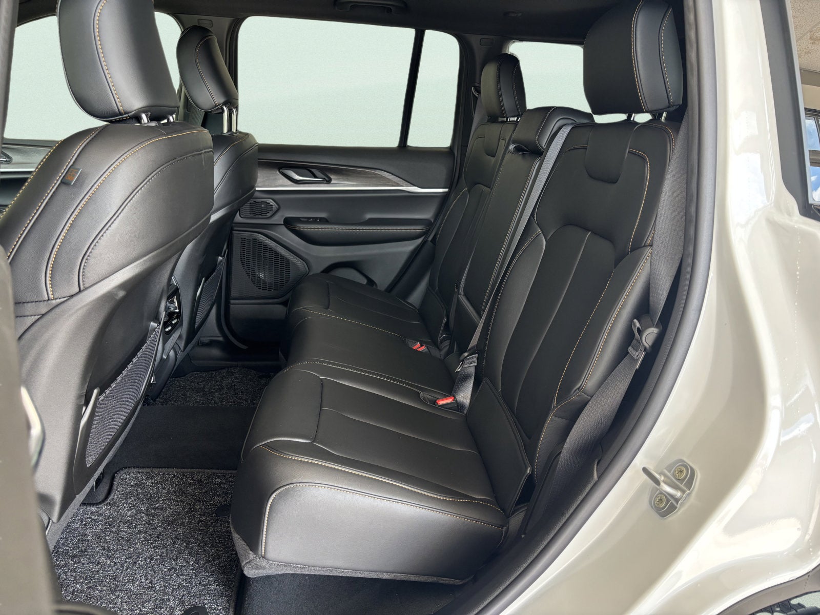 2026 Jeep Grand Cherokee 85th Anniversary Edition