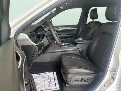 2027 Jeep Grand Cherokee L Laredo Altitude