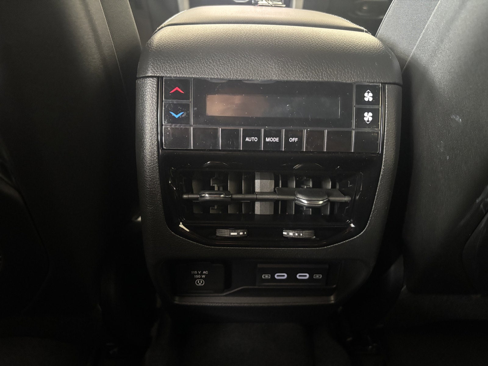 2027 Jeep Grand Cherokee L Laredo Altitude
