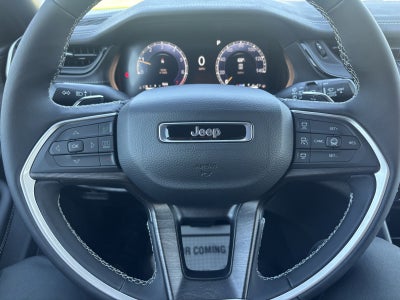 2027 Jeep Grand Cherokee L Laredo Altitude
