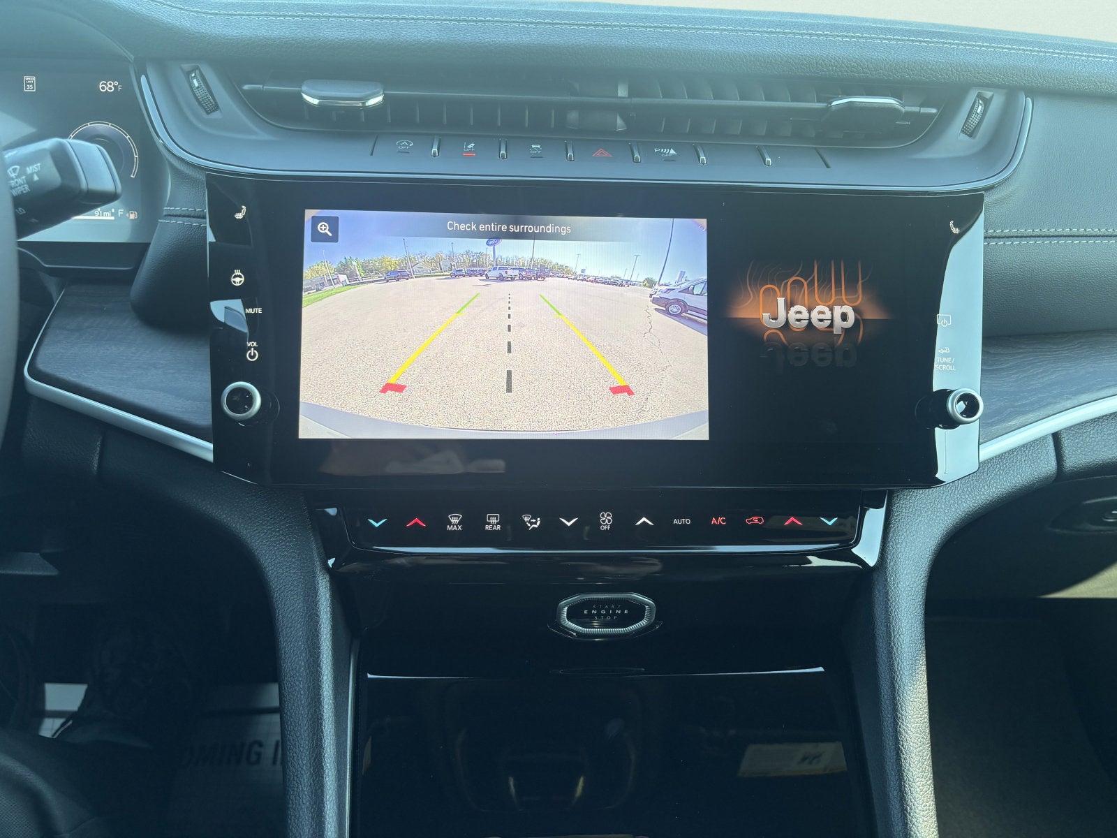 2027 Jeep Grand Cherokee L Laredo Altitude