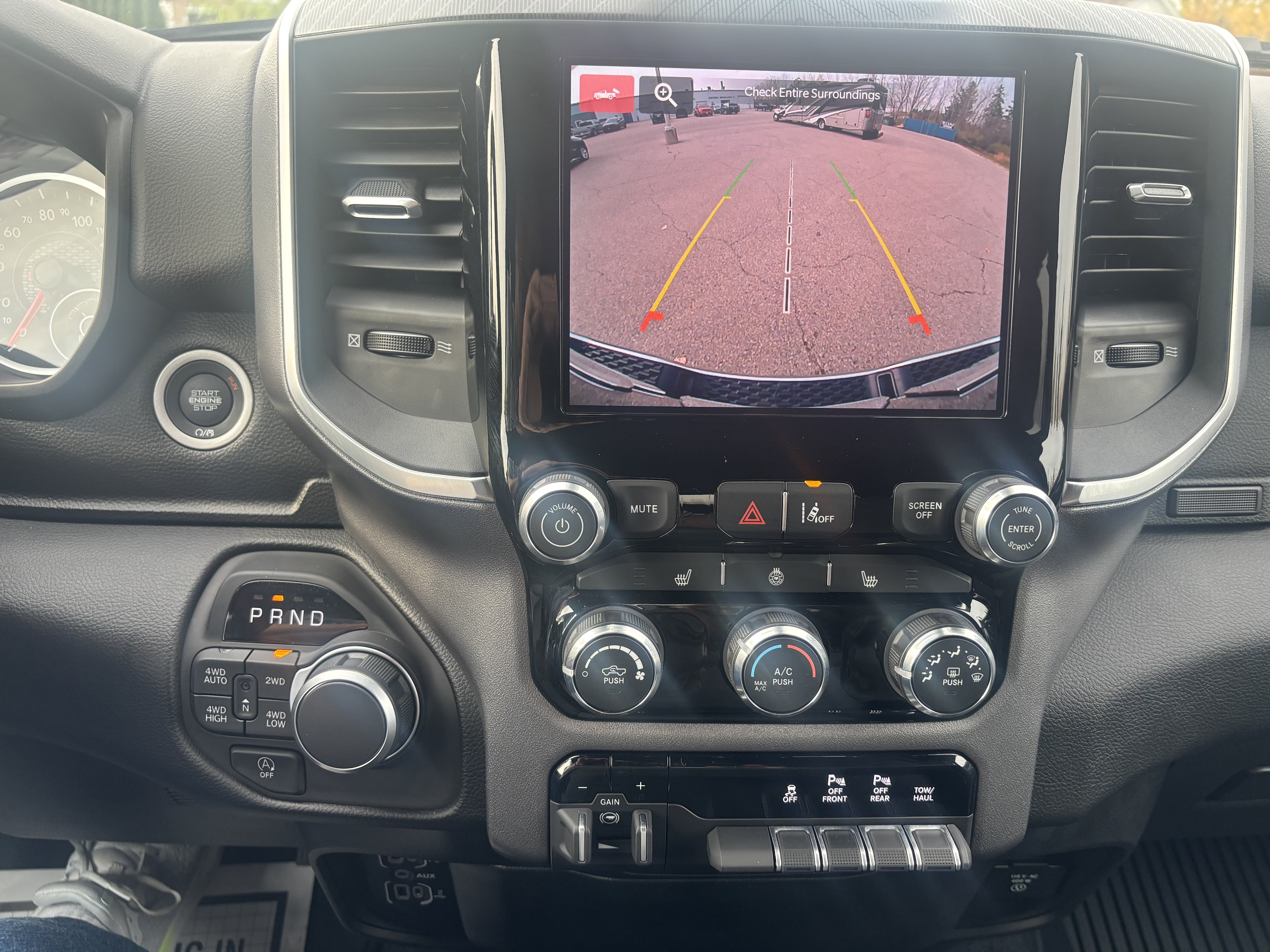 2025 RAM 1500 Big Horn