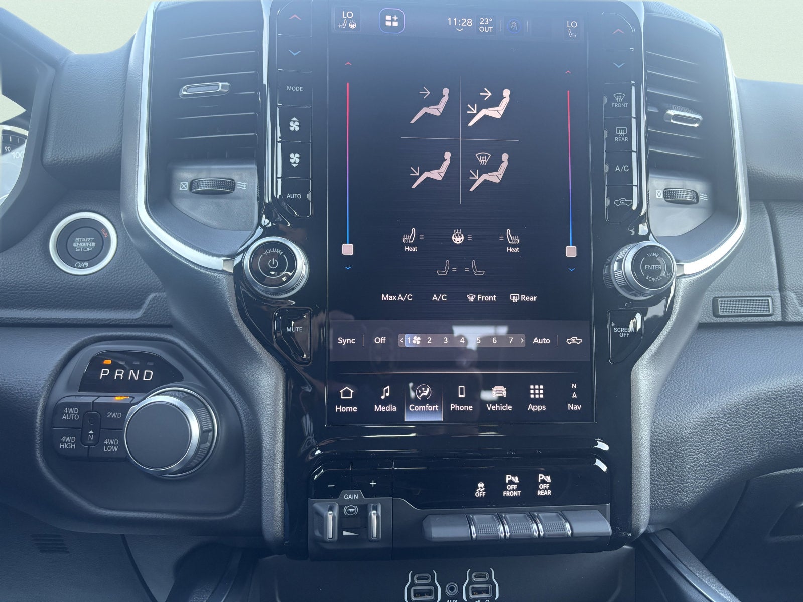 2027 RAM 1500 Big Horn