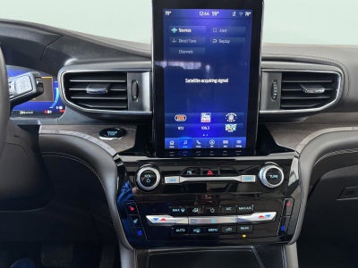 2023 Ford Explorer Platinum