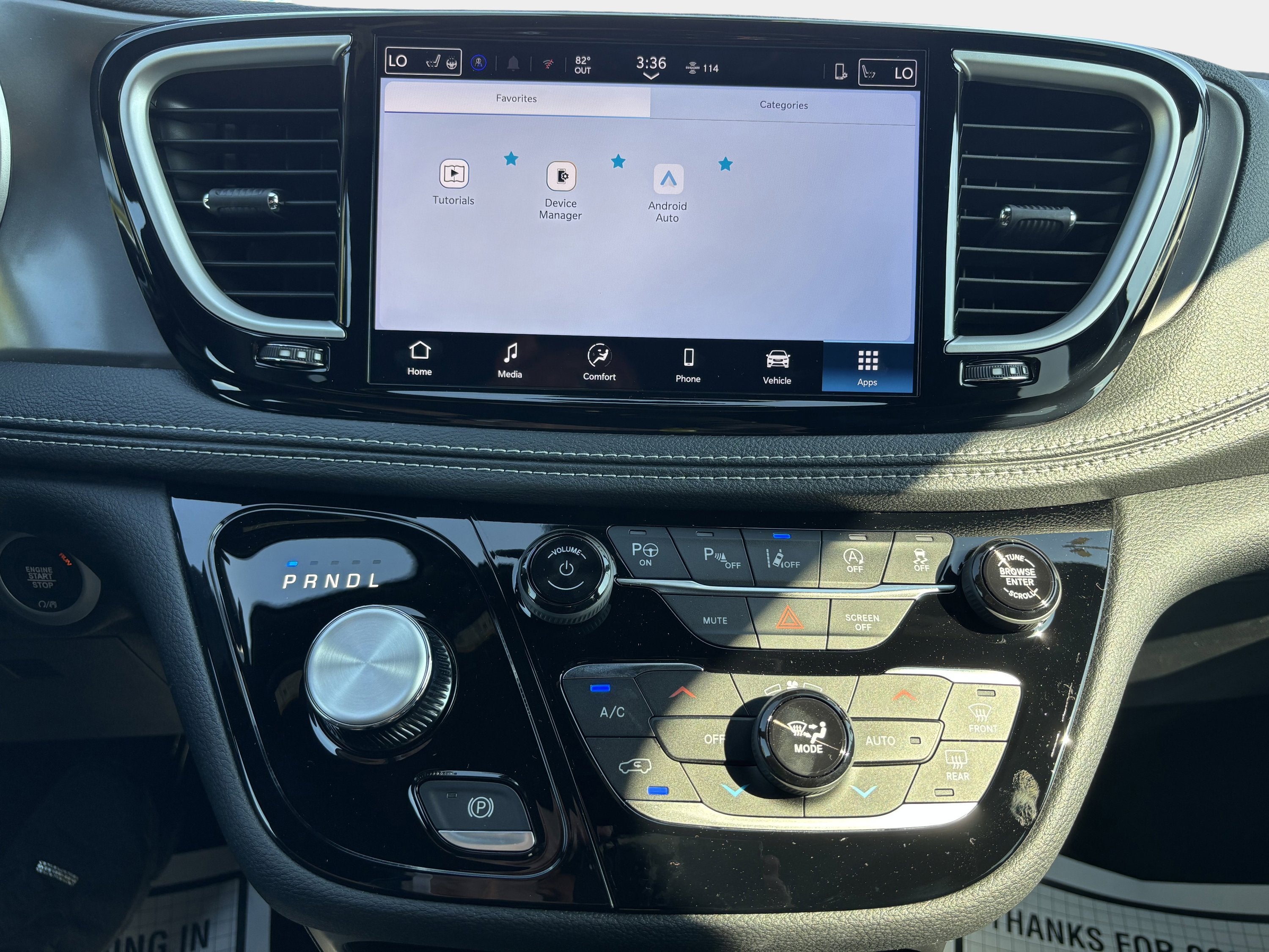 2025 Chrysler Pacifica Select