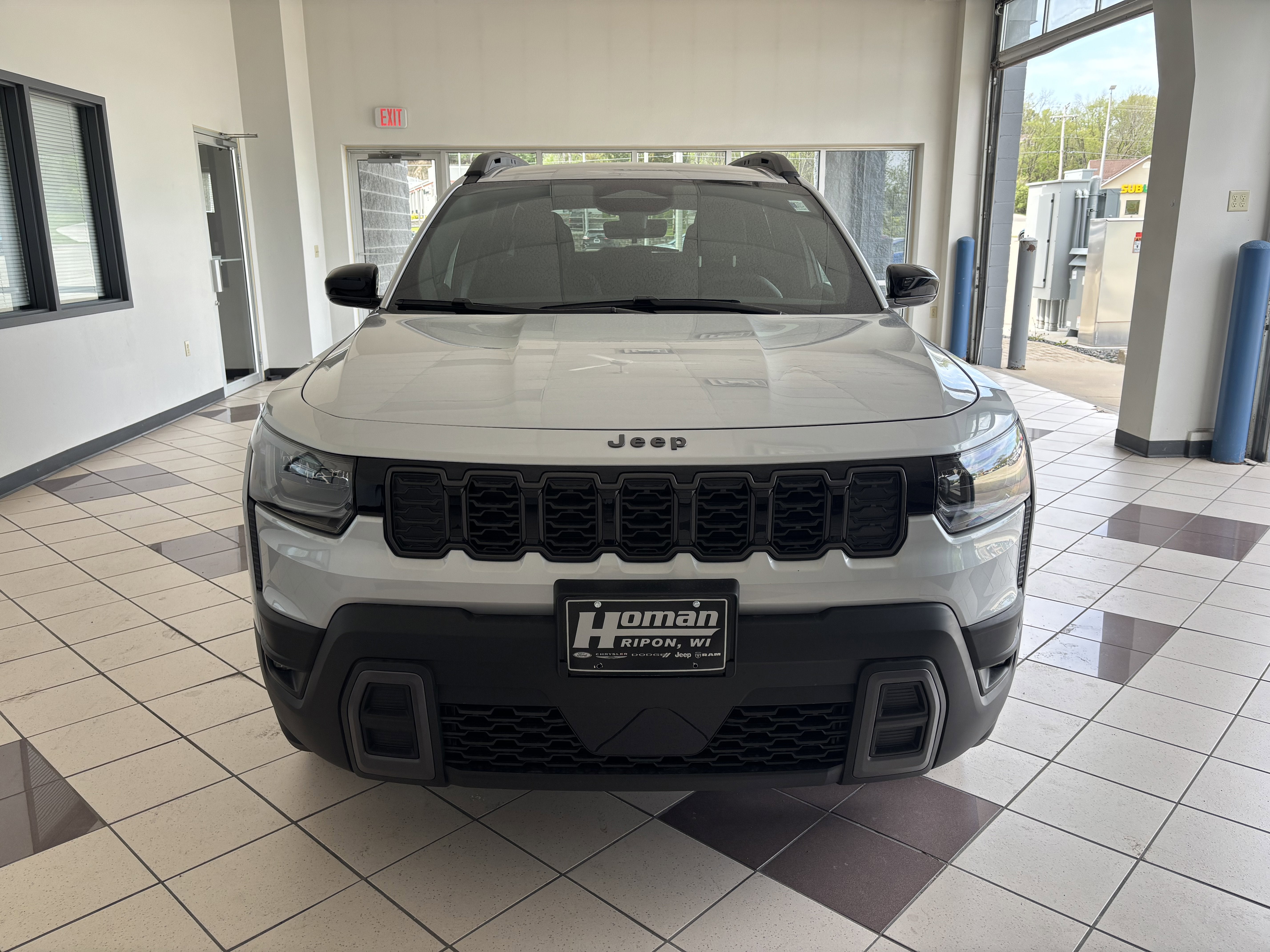 2026 Jeep Cherokee Laredo