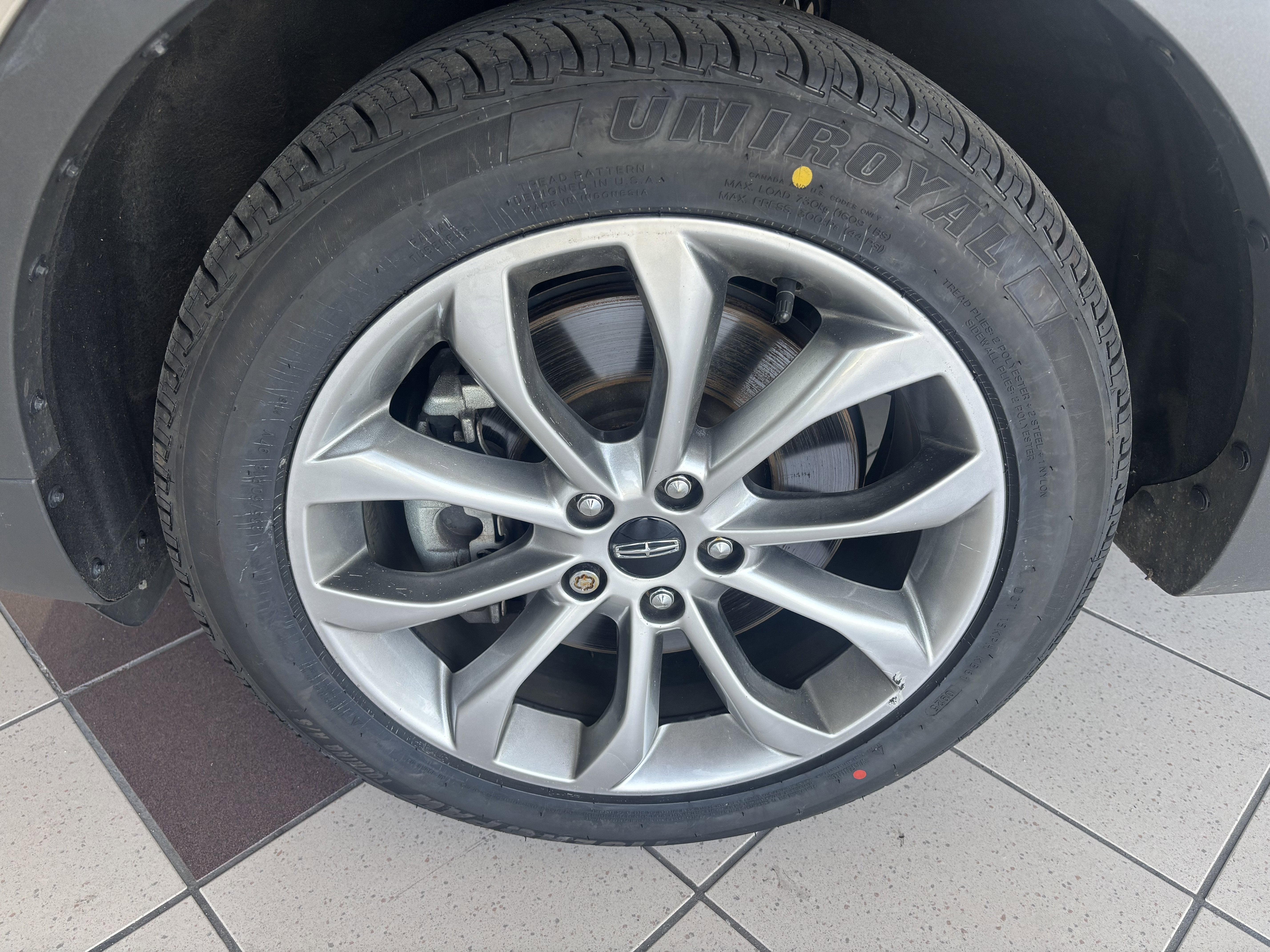 2015 Lincoln MKC BASE
