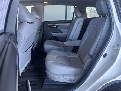 2021 Toyota Highlander Platinum