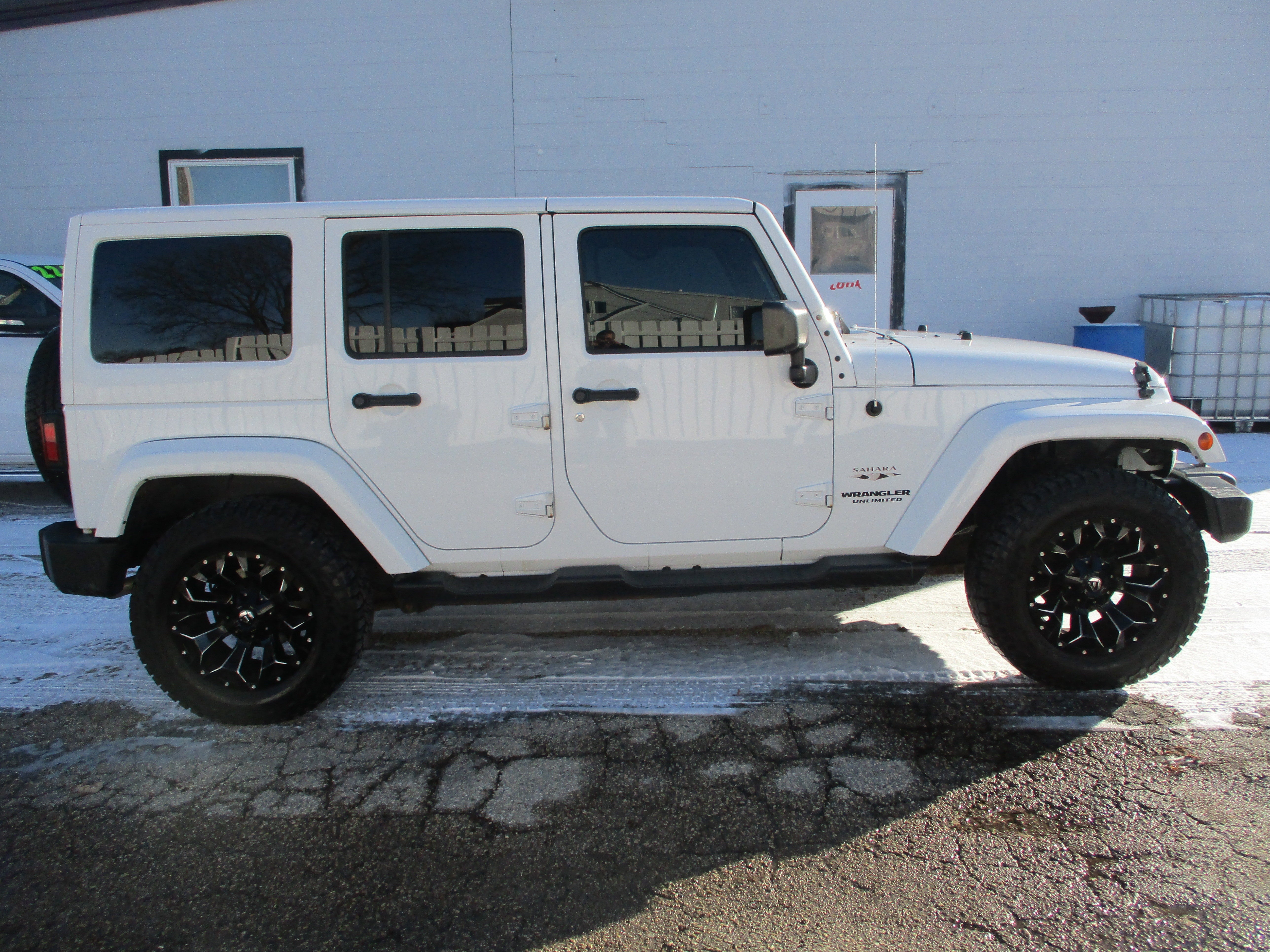 2016 Jeep Wrangler Unlimited Sahara