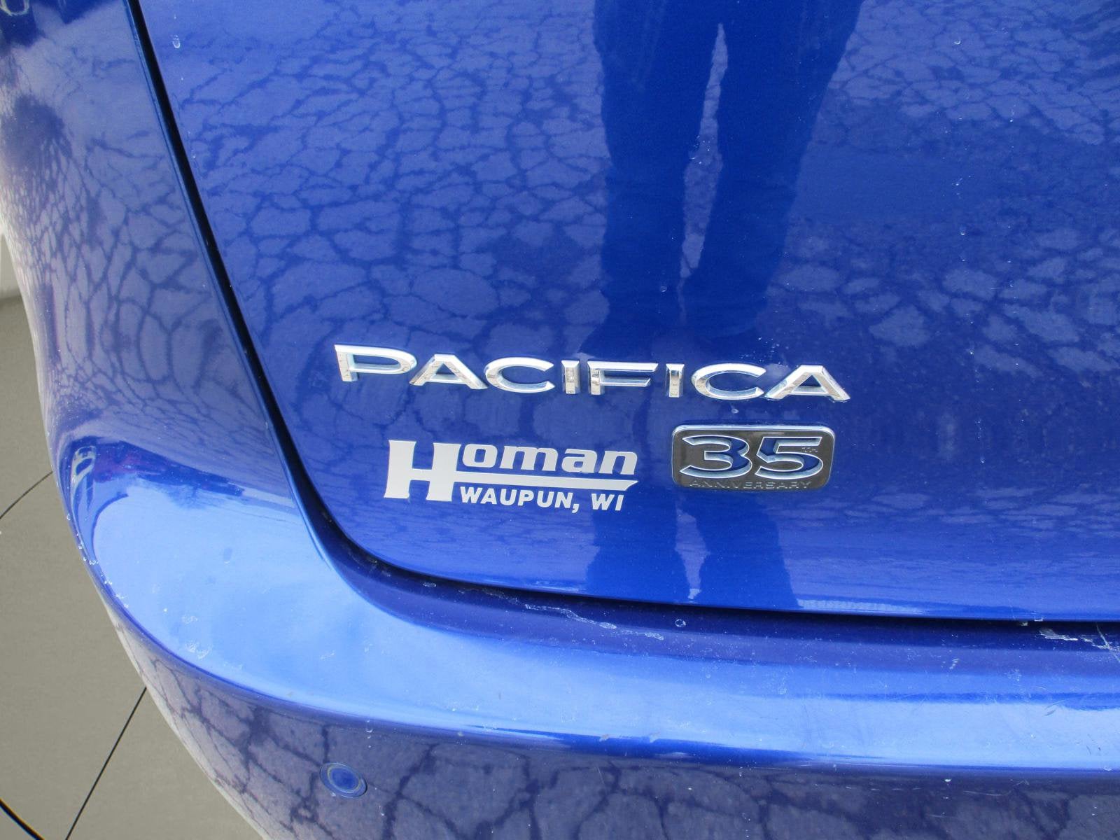 2020 Chrysler Pacifica Limited 35th Anniversary