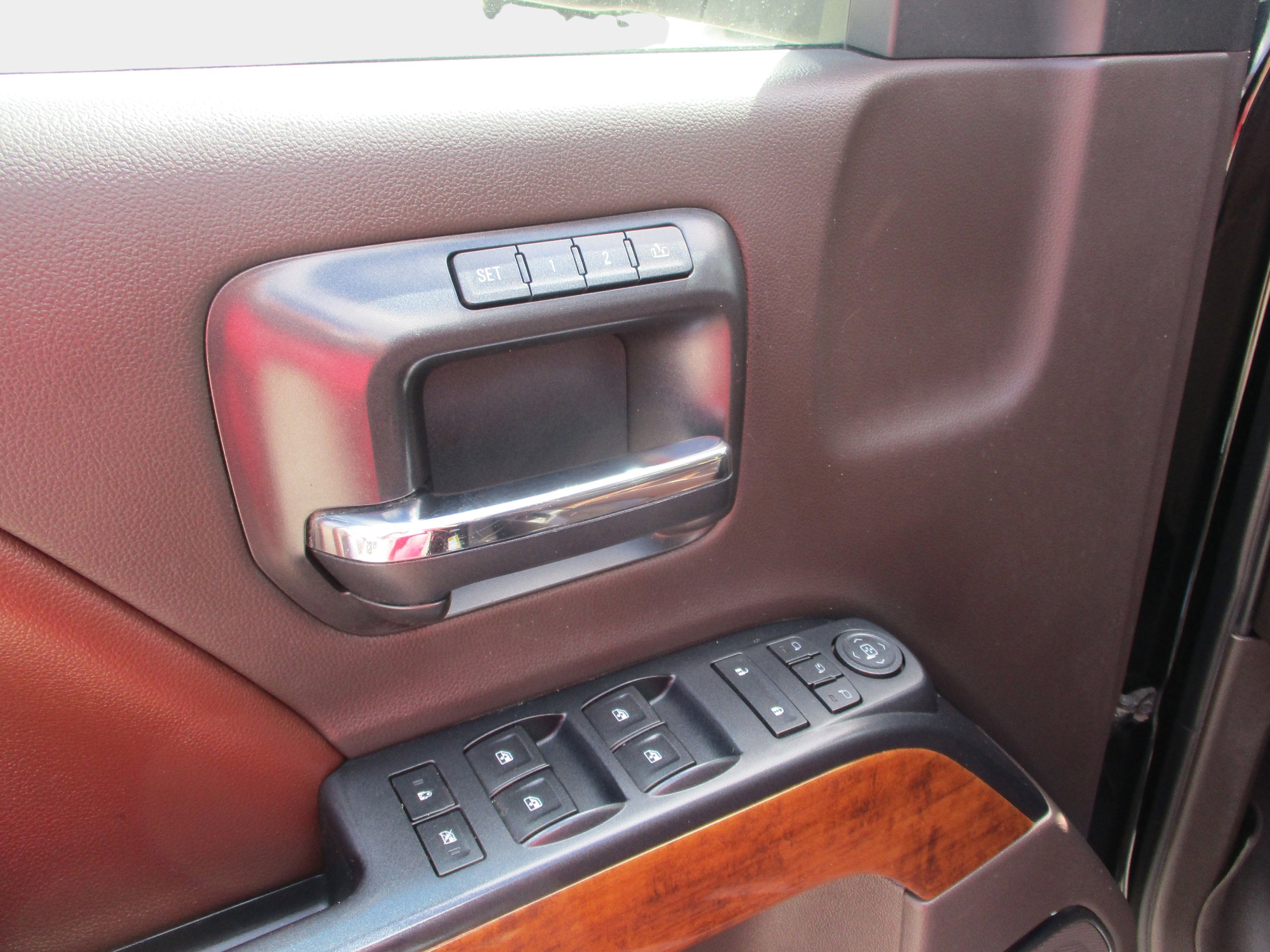 2016 Chevrolet Silverado 1500 High Country