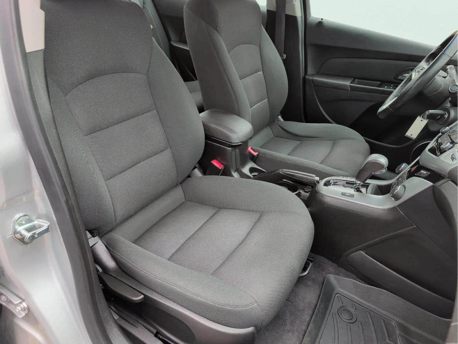 2012 Chevrolet Cruze LT w/1LT