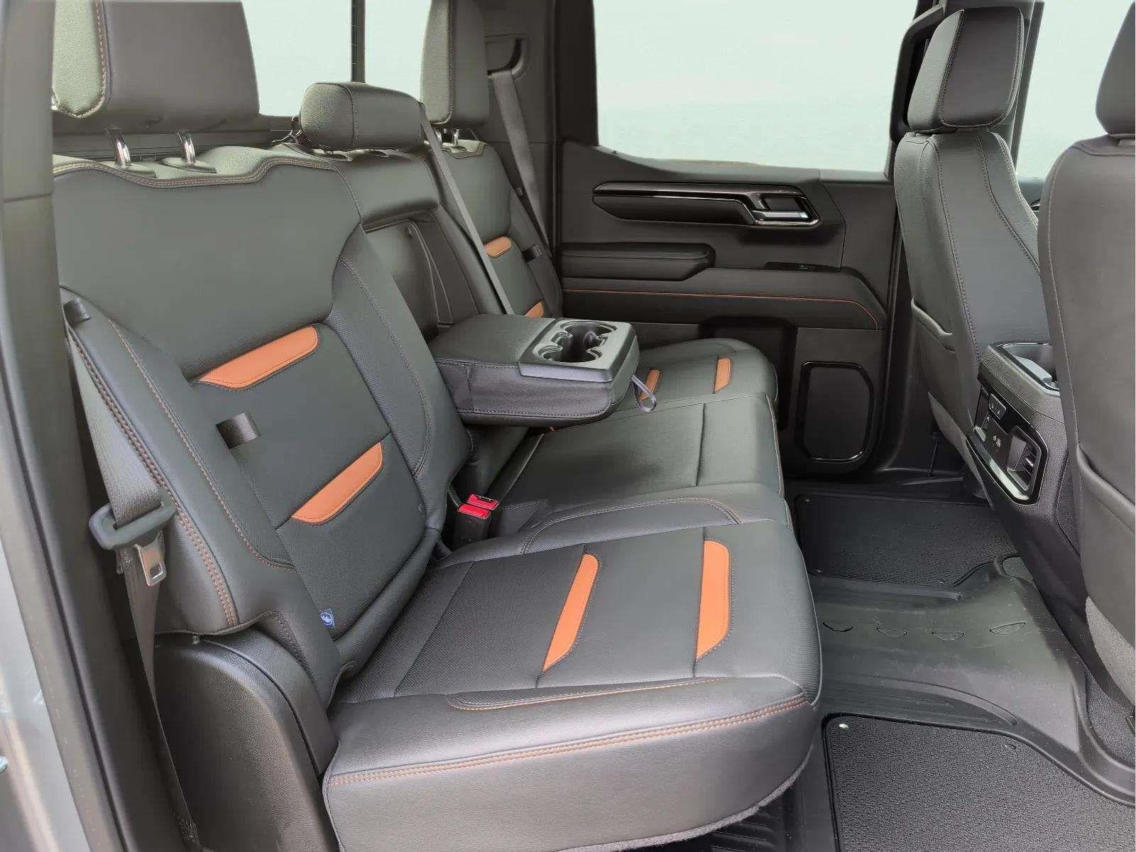 2024 GMC Sierra 1500 AT4 PREMIUM, SUNROOF, NAVIGATION, BOSE, FRONT & REAR PARK ASSIST