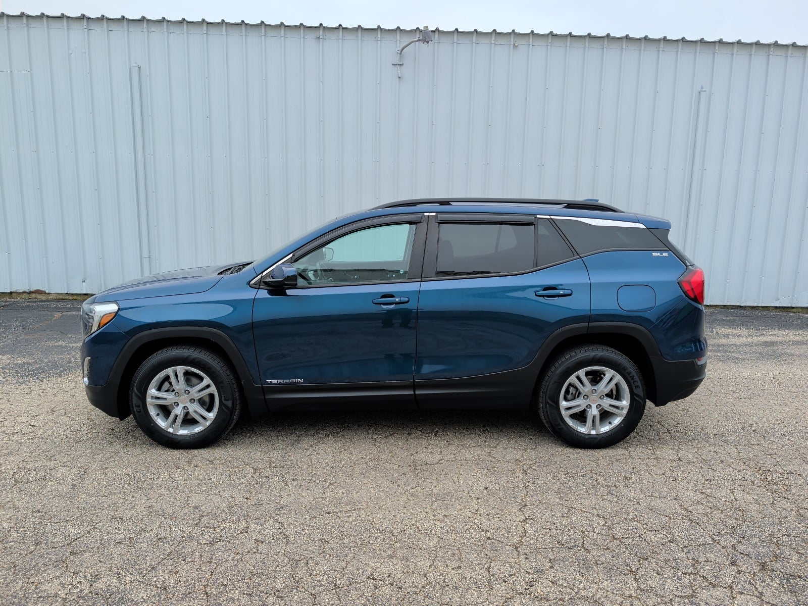 2021 GMC Terrain SLE