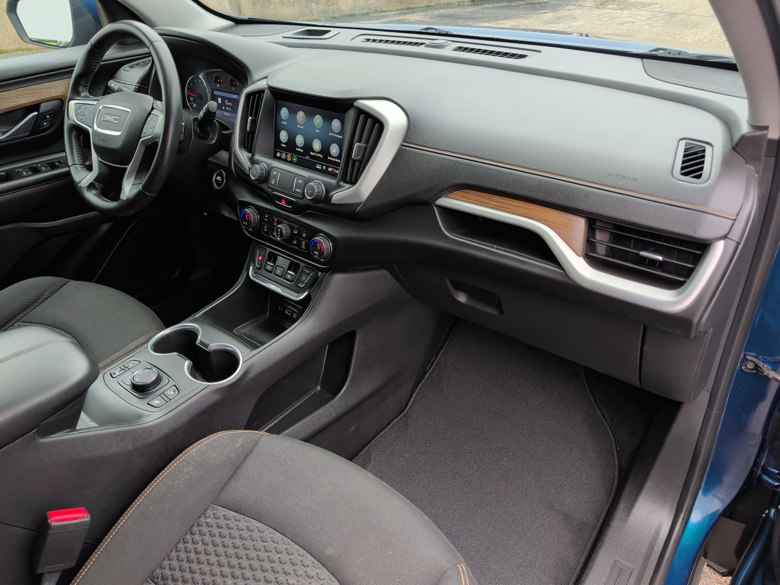 2021 GMC Terrain SLE