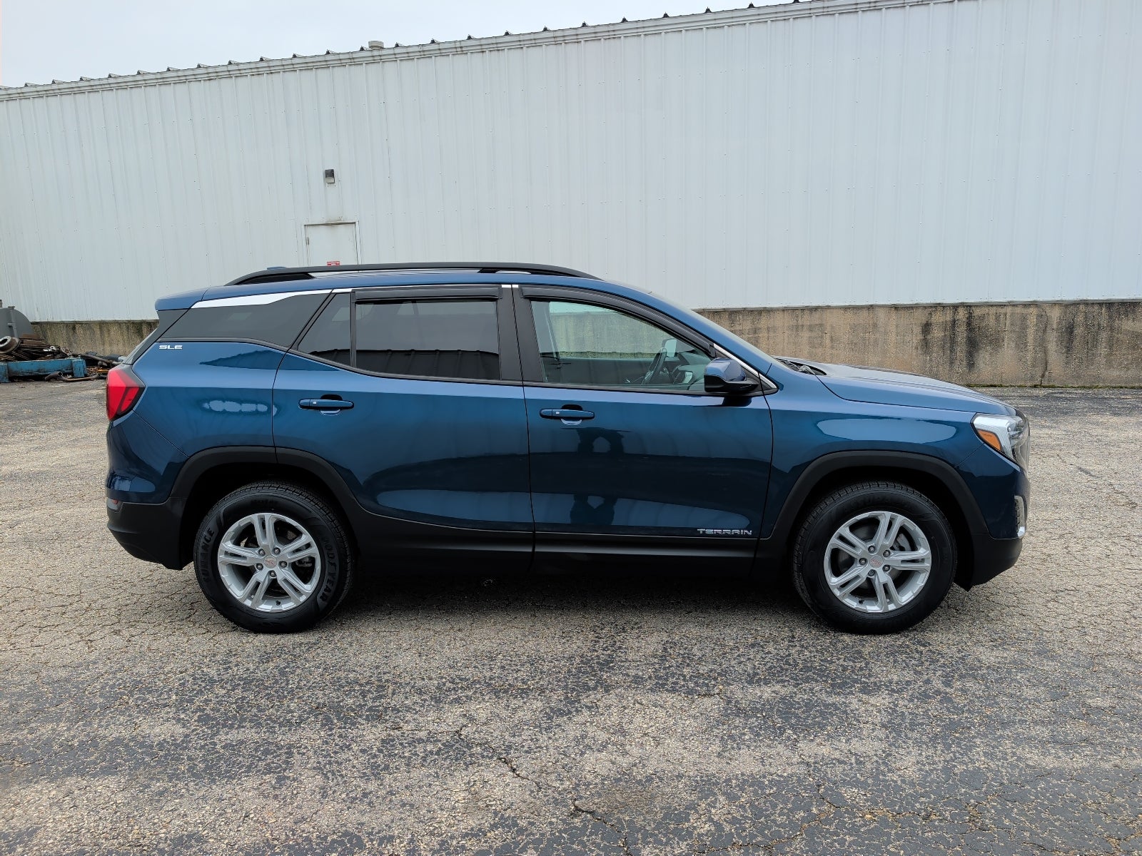 2021 GMC Terrain SLE