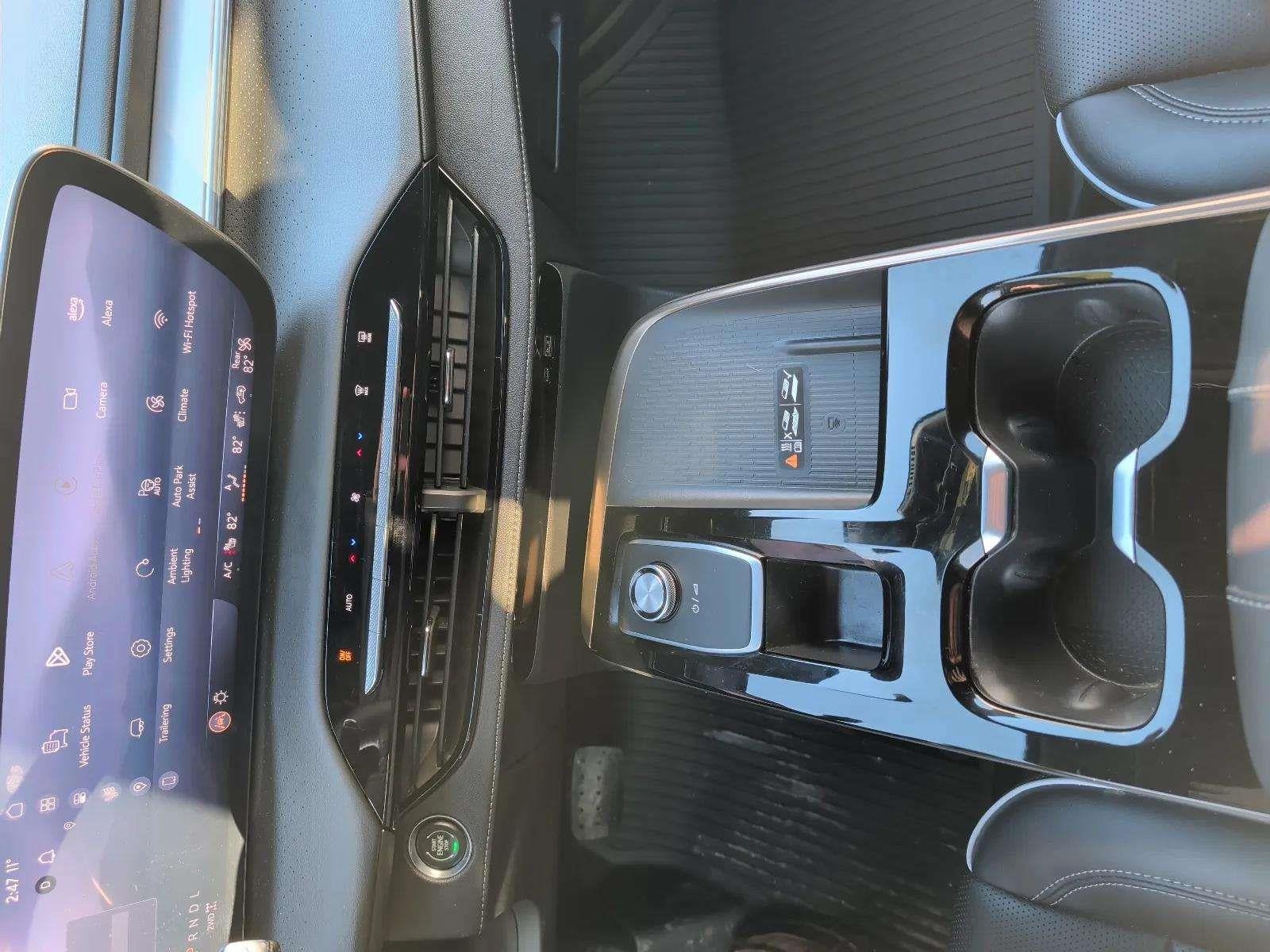 2025 Buick Enclave Avenir