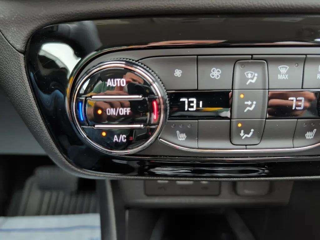 2022 Buick Encore GX Essence